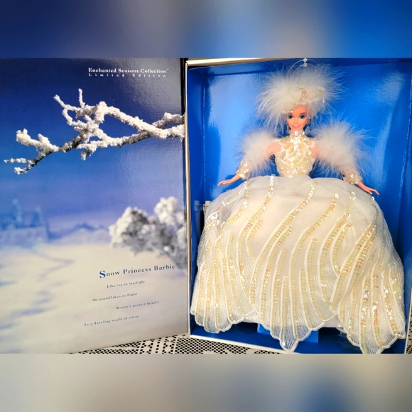 1994 Snow Princess Barbie - Picture 1 of 2